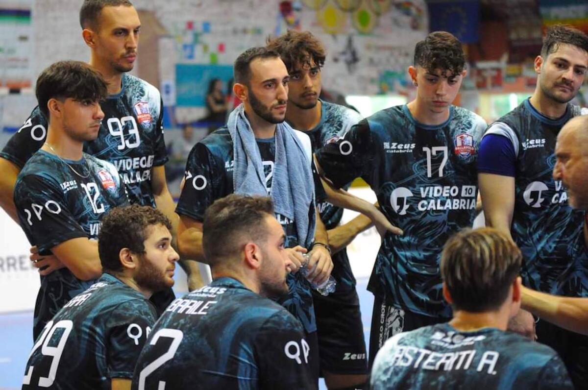 Pallavolo M | Serie C - I Tritoni perdono la prima in casa. - 