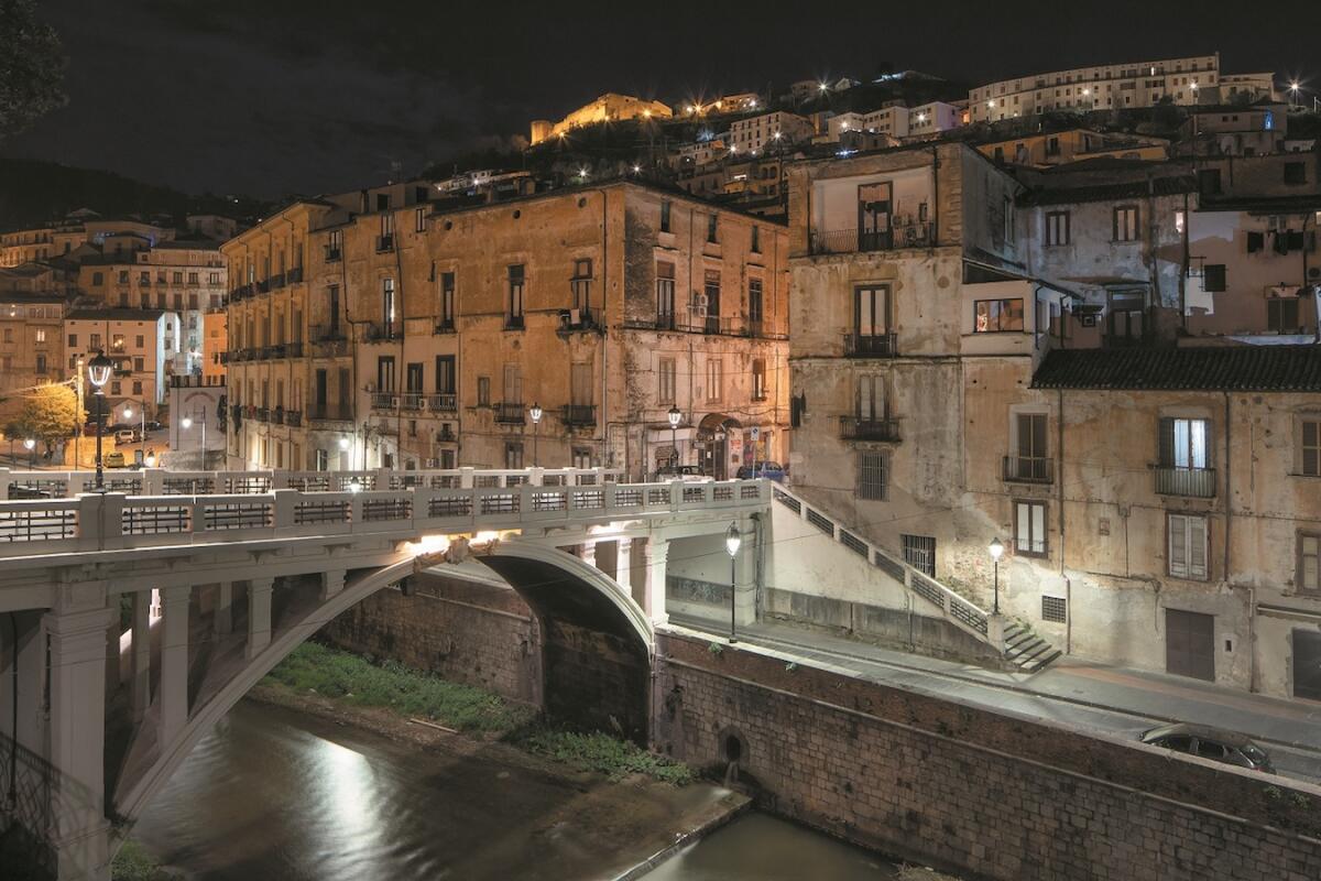 Cosenza - Proseguono i lavori del CIS nel centro storico: cambi alla vabilità - 