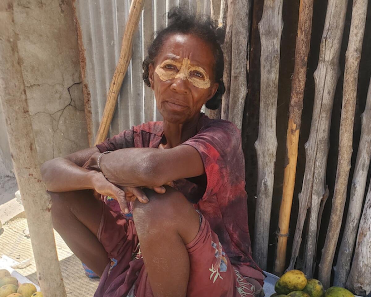 Crotone - Il racconto di un anno in Madagascar - 