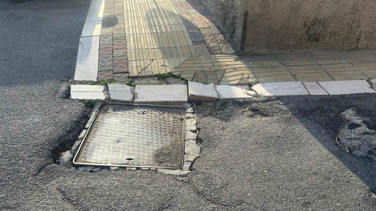 Crotone - Brutto rimpiangere una barriera architettonica (Foto Gallery) - 