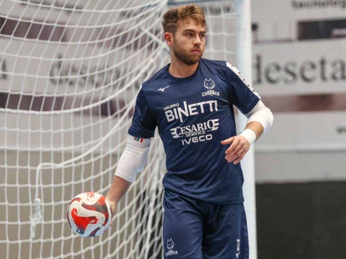 Calcioa  5 - La Pirossigeno Cosenza riprende gli allenamenti in vista della trasferta con la Feldi Eboli - 