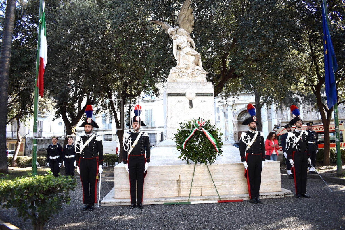 Giornata delle Forze Armate - Il Prefetto: «Le divise sono pace» - 
