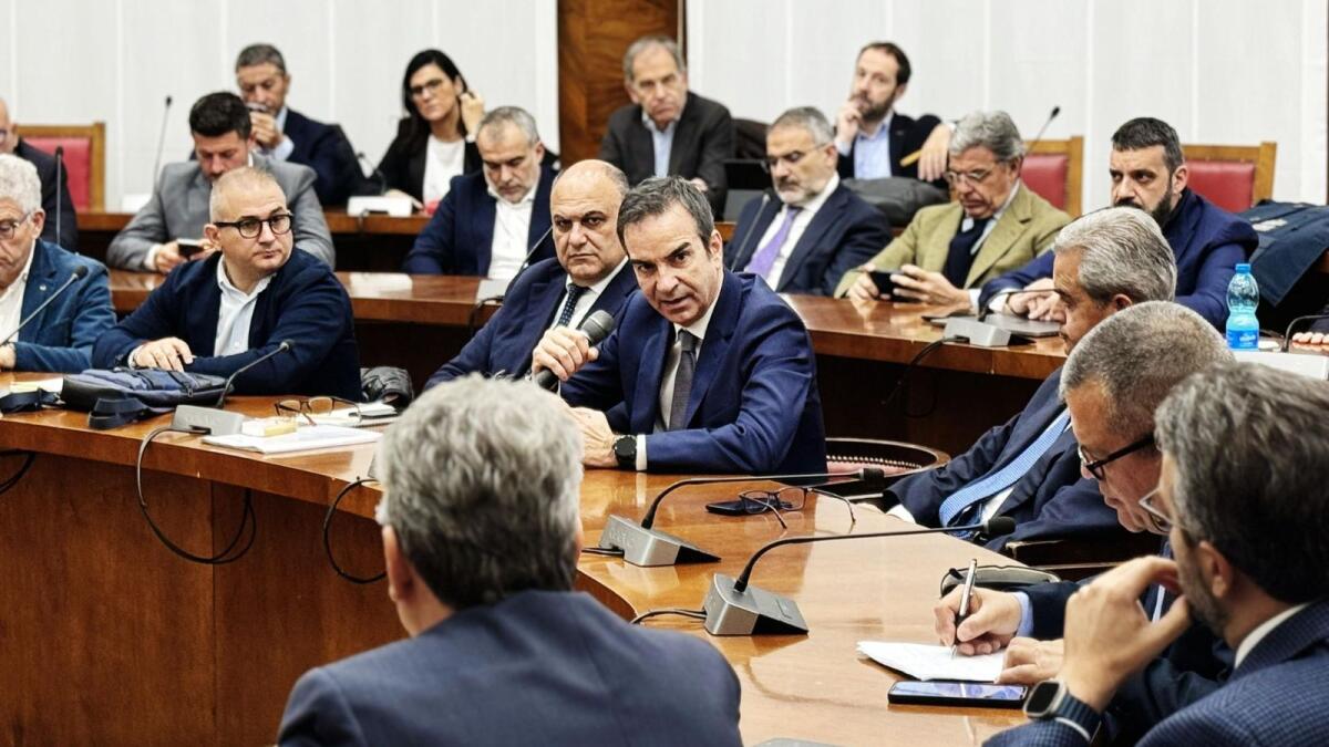 Vertenza Abramo - Occhiuto: «Auspico assunzioni entro il 15 dicembre» - 