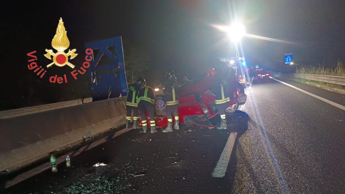 Altro incidente stradale: due vetture coinvolte - 