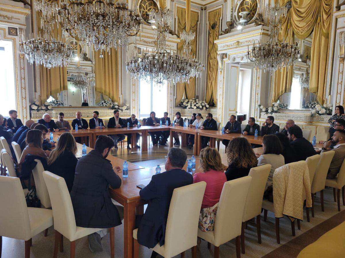 Corigliano-Rossano - Oltre trenta Comuni insieme per una strategia turistica unitaria - 