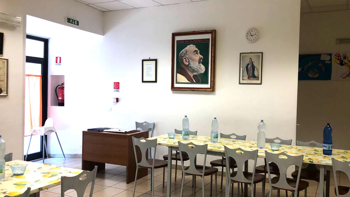 Crotone - Nella giornata dei poveri un pranzo speciale alla Mensa Padre Pio - 