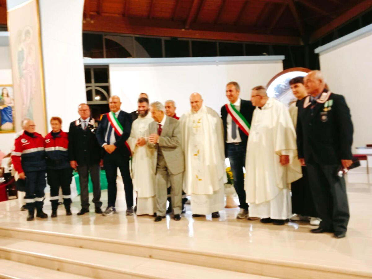 Festa grande per nonno Ciccio Orrico che ha festeggiato 100 anni -