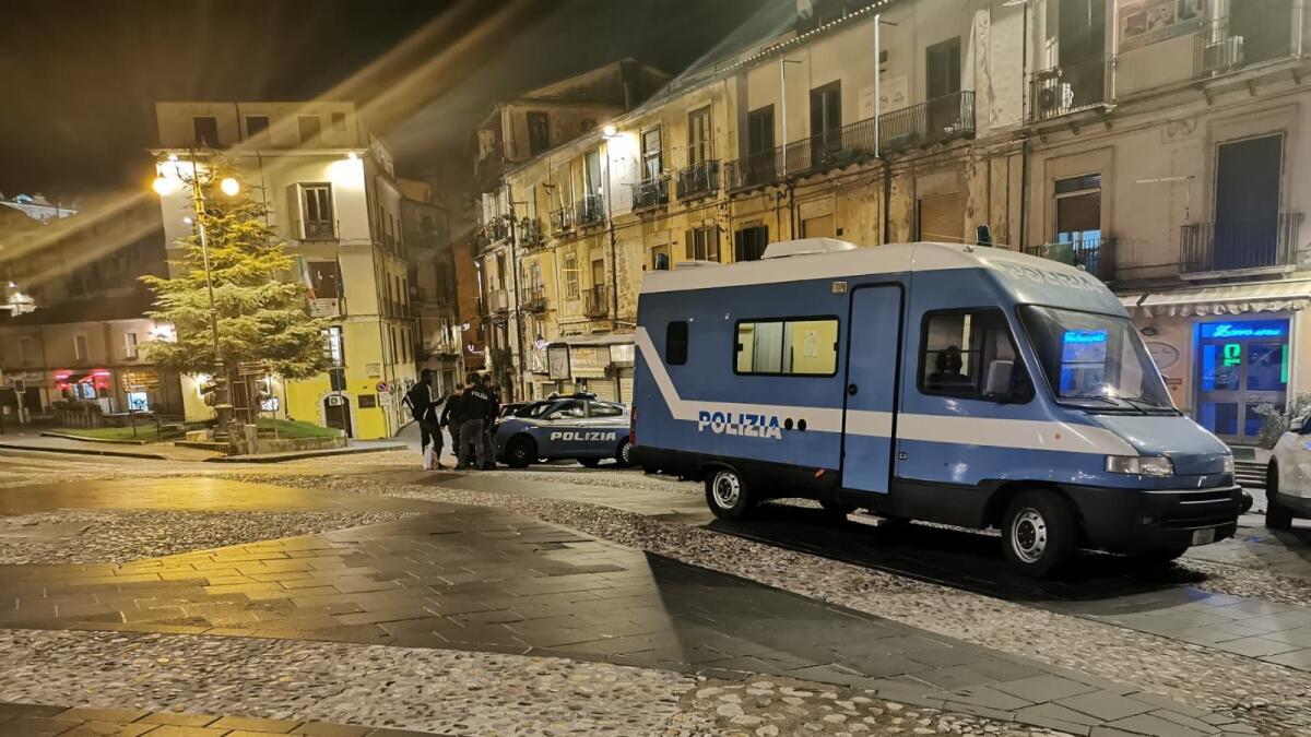 Cosenza - Arrestato in flagranza di reato per detenzione ai fini di spaccio di sostanza stupefacente - 