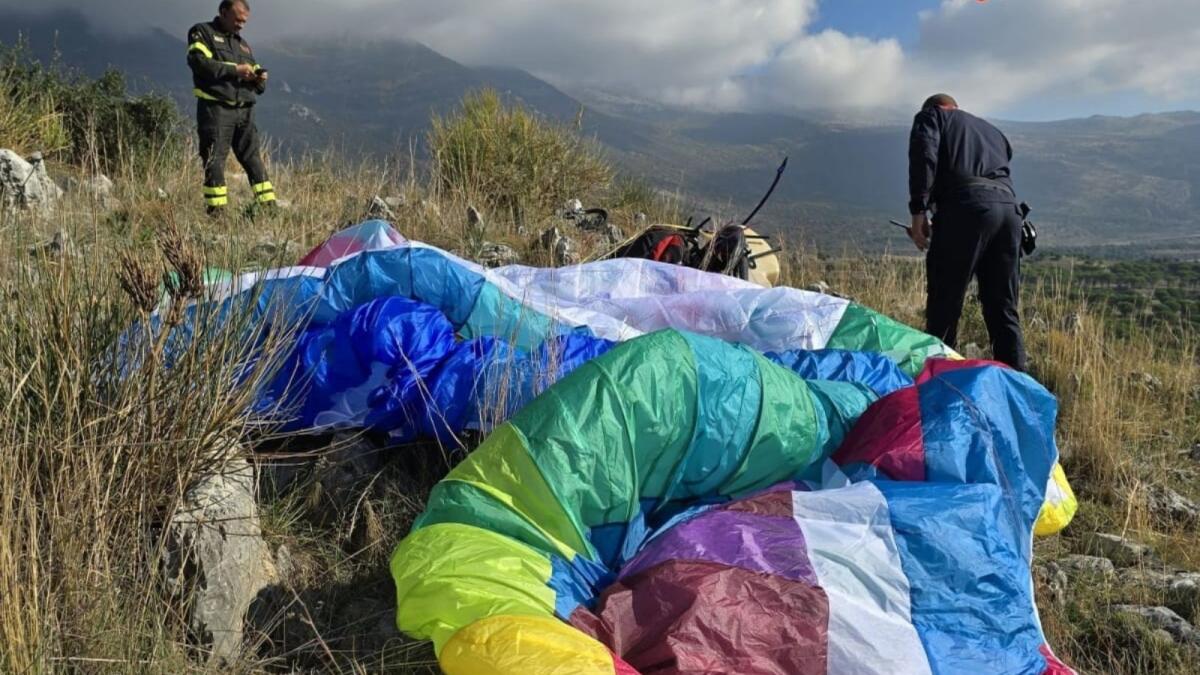 Castrovillari - Incidente in volo, muore facendo parapendio - 