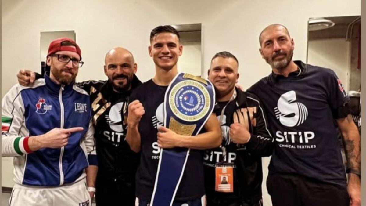 Francesco Paparo è il nuovo Campione italiano per i pesi superpiuma - 