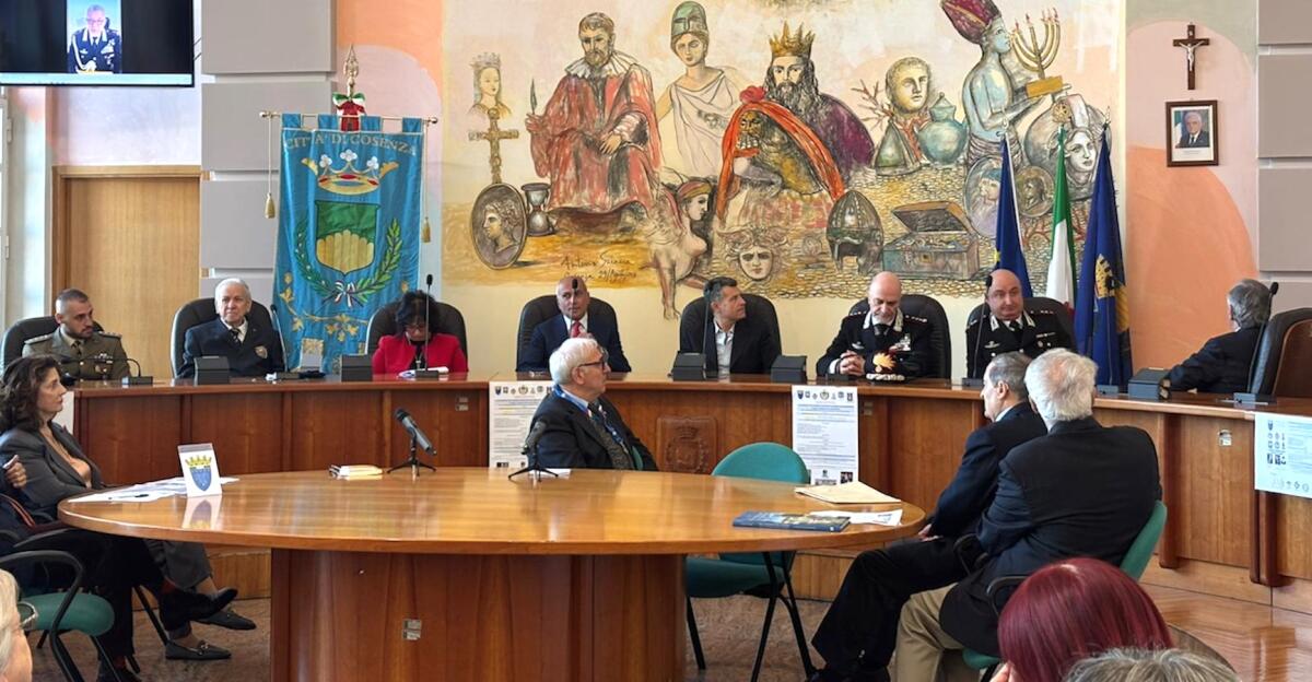 Cosenza ha reso omaggio a tre grandi cosentini dell'Arma dei Carabinieri - 