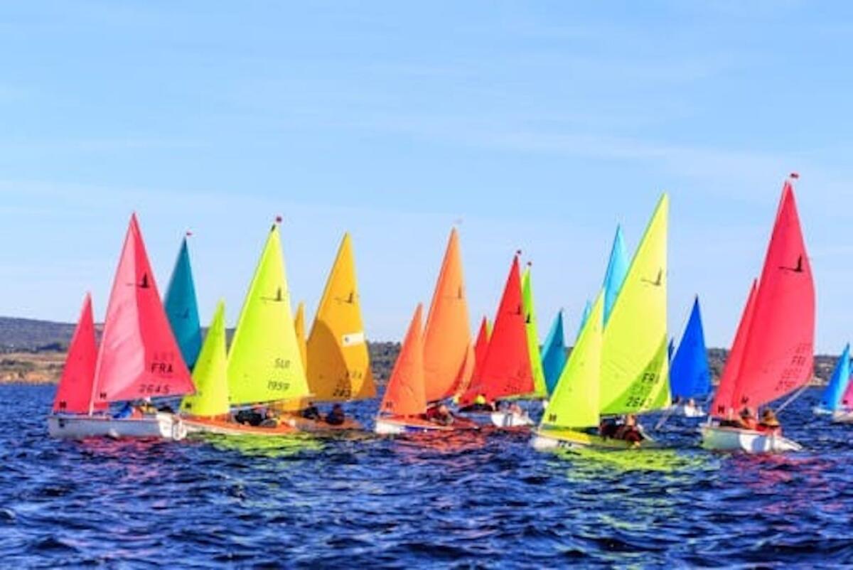 Tre atleti del Club velico Crotone alla terza tappa del Campionato Italiano Classe Hansa 303 - 