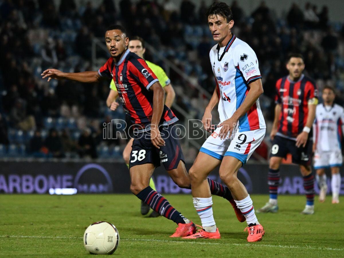 (Video) Serie C | Crotone Calcio - Schirò: «Non mi aspettavo questa fiducia, continuerò a lavorare sempre più duramente» - 