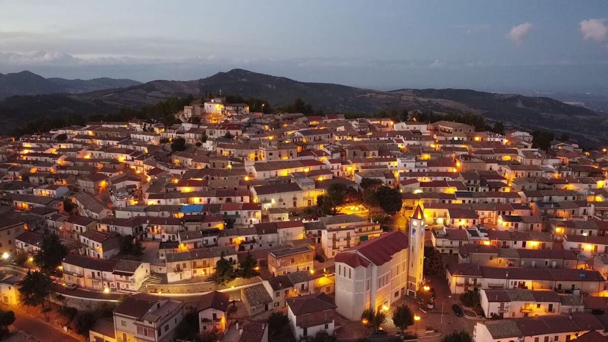 Nascerà in Calabria il primo «Paese della Poesia d’Amore» d’Italia - 