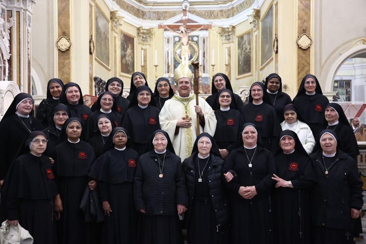 Trebisacce - Le Piccole Operaie dei Sacri Cuori festeggiano i 130 anni dalla fondazione del proprio ordine religioso - 