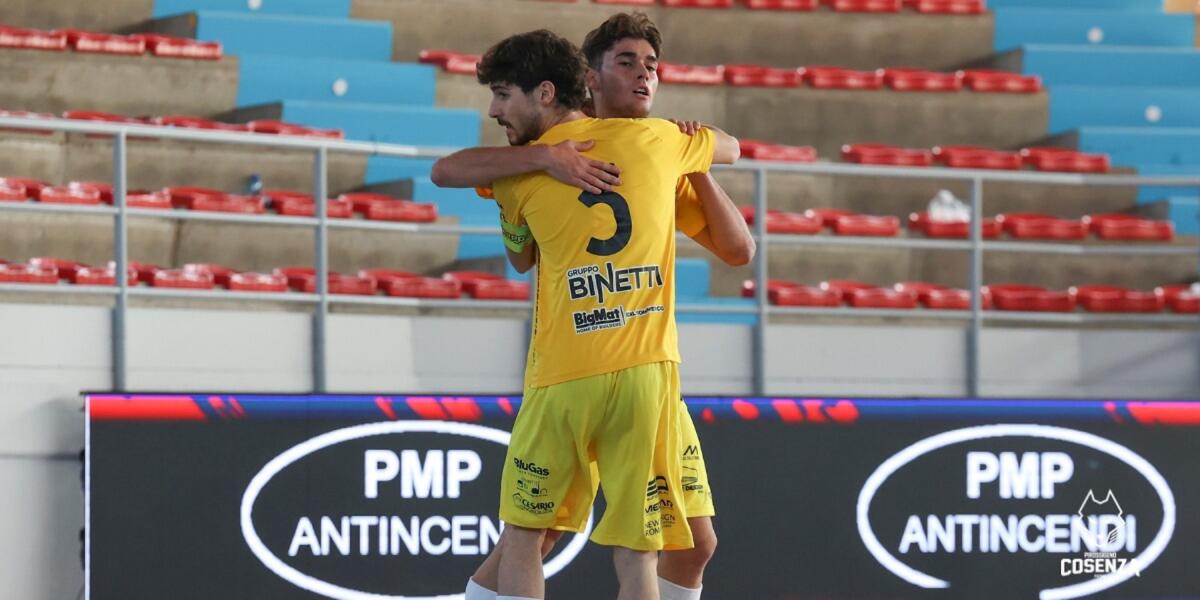 Calcio a 5 Under 19 -  La Pirossigeno Cosenza sul velluto, 6-1 al Polistena e quarto successo di fila - 