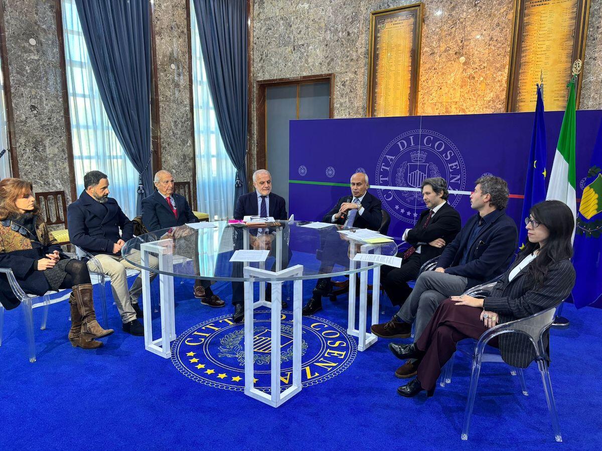 Lavori CIS a Cosenza, intesa per la custodia del patrimonio librario della biblioteca e dell'Accademia cosentina - 