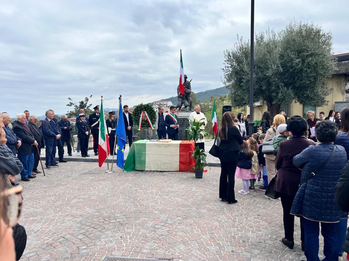 A Caloveto il 4 novembre è stato celebrato con le scuole - 