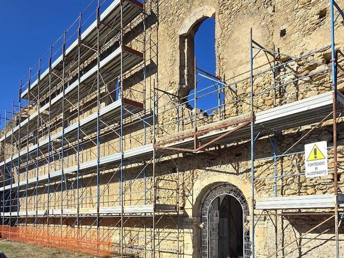 Roccabernarda - Lavori in corso al Convento San Francesco di Paola e in altre zone del paese - 