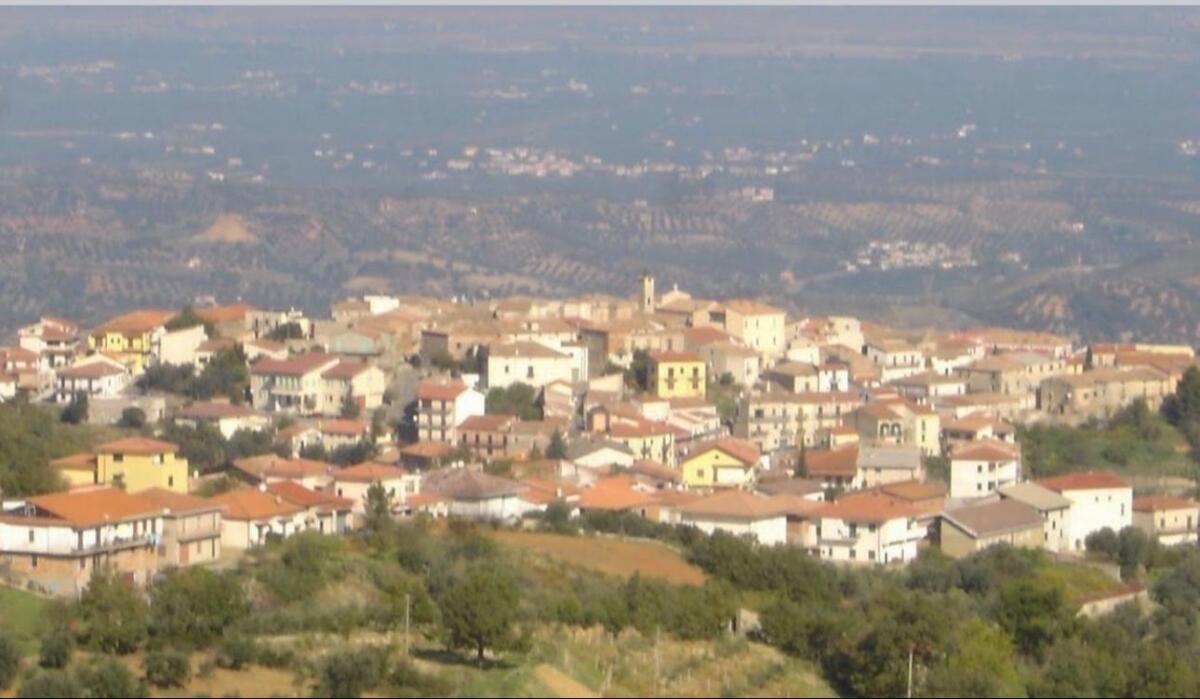 Vaccarizzo - Messe in sicurezza le strade interpoderali - 