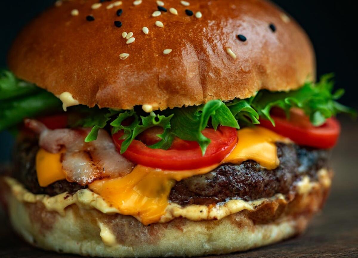 Un morso al sapore - Stasera prepariamo un "burgher alla carbonara" - 