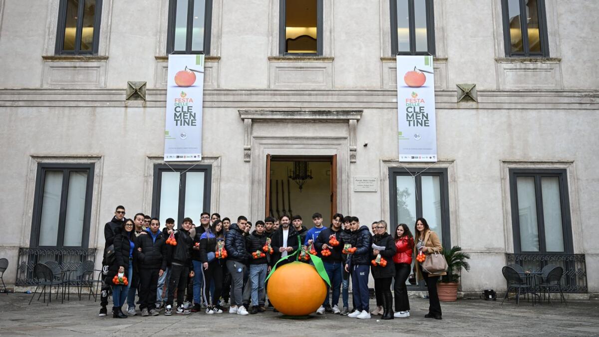 Corigliano-Rossano - Un successo la festa delle Clementine a Castello Ducale (Foto Gallery) - 