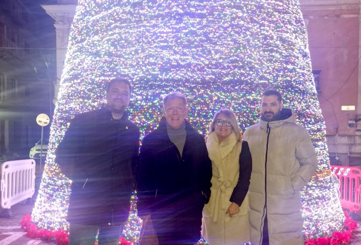 Cirò marina - Il Natale prende vita tra le vie dell'antico borgo. Arriva anch Gioacchino Bonsignore - 