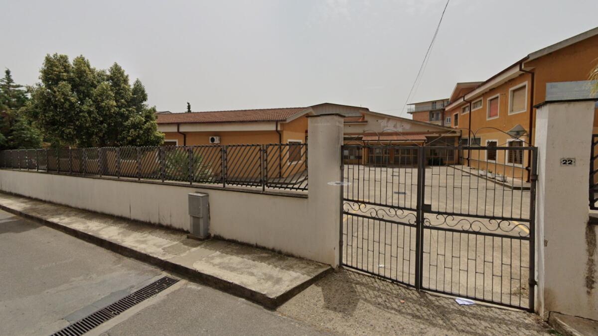 Cassano - Chiesto il finanziamento per la demolizione e la ricostruzione della scuola media di via Feliciazza di Lauropoli - 