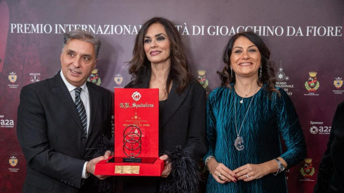 Poste Italiane - A San Giovanni in Fiore un annullo per il premio internazionale Gioacchino da Fiore - 