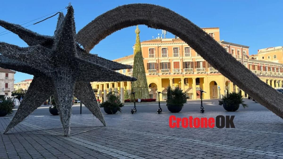 Dal mare all'entroterra, nel crotonese si accende la magia del Natale - 