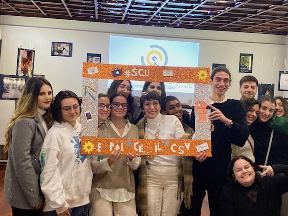 I giovani volontari del CSV Calabria si incontrano per una sperimentazione sociale - 