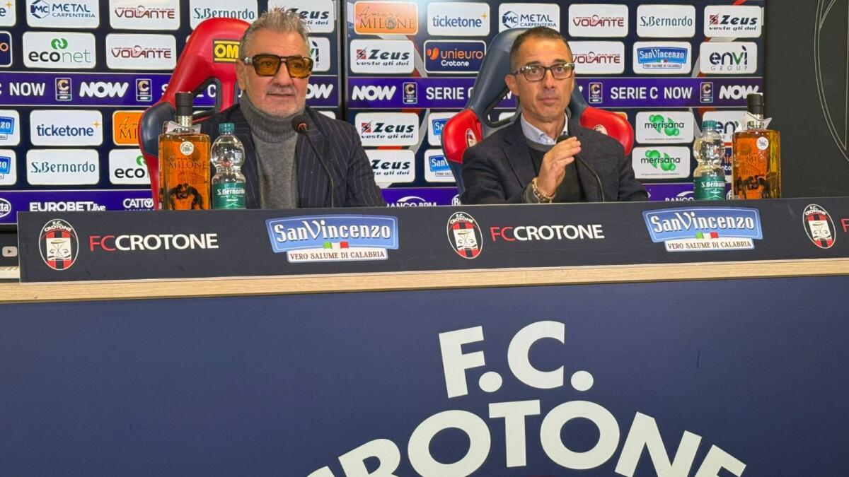 #TeamAtlamuraCrotone - Mister Longo: «Vogliamo inziare il girone di ritorno al meglio» - 