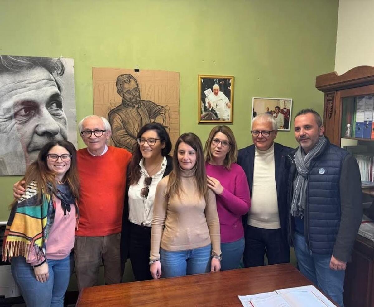 Acquaformosa - Il Segretario della Cgil Calabria visita il Sai di San Basile -