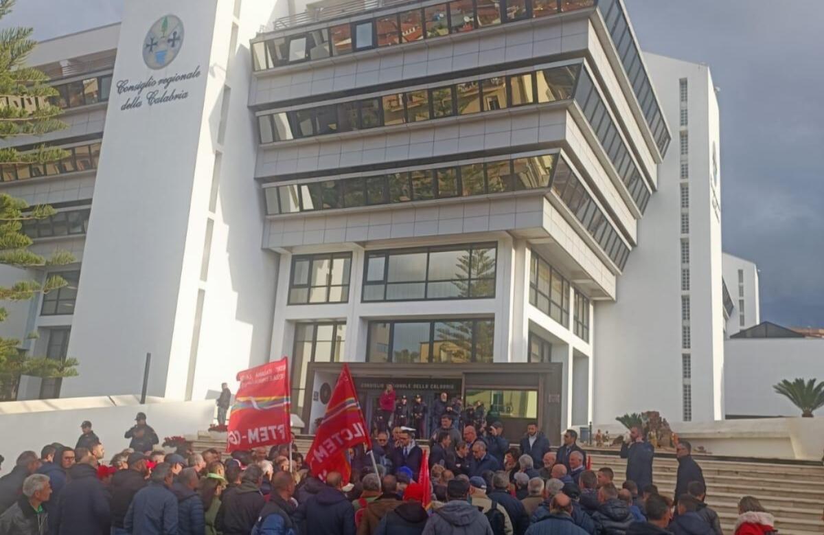 Laino Borgo - Una delegazione del Mercure ha incontrato il Presidente del Consiglio Regionale - 