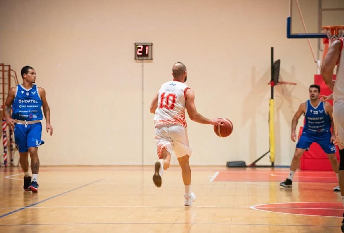 Basket - Perde ancora la Sintegra Rende. Male anche la femminile. - 