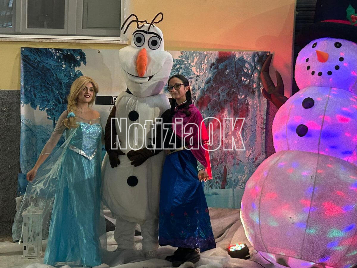 (Foto) Crotone - E' festa nel cuore della città, via Firenze si colora di sorrisi e divertimento - 