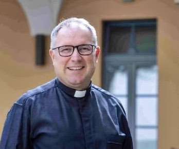 Il nuovo vescovo di Crotone: don Alberto Torriani Fonte: diocesikr.it