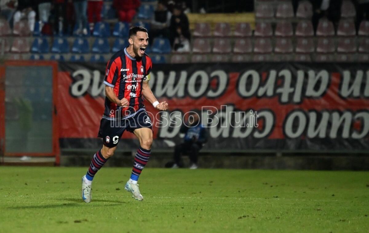 Serie C/C | Crotone calcio - Capitan Gomez: «Siamo sull'onda giusta, ora dobbiamo rimanere concentrati» - 