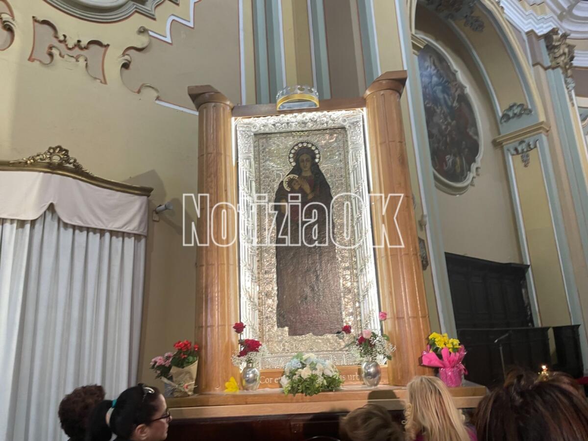 Crotone - Oggi il quadro della Madonna sarà esposto all'Immacolata - 