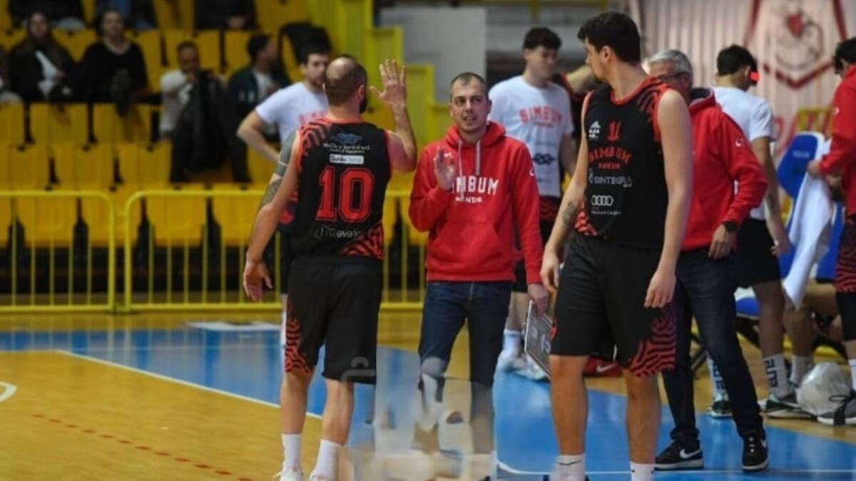 Basket - Si torna a giocare: sabato la femminile contro Ariano Irpino e lunedì la maschile in casa - 