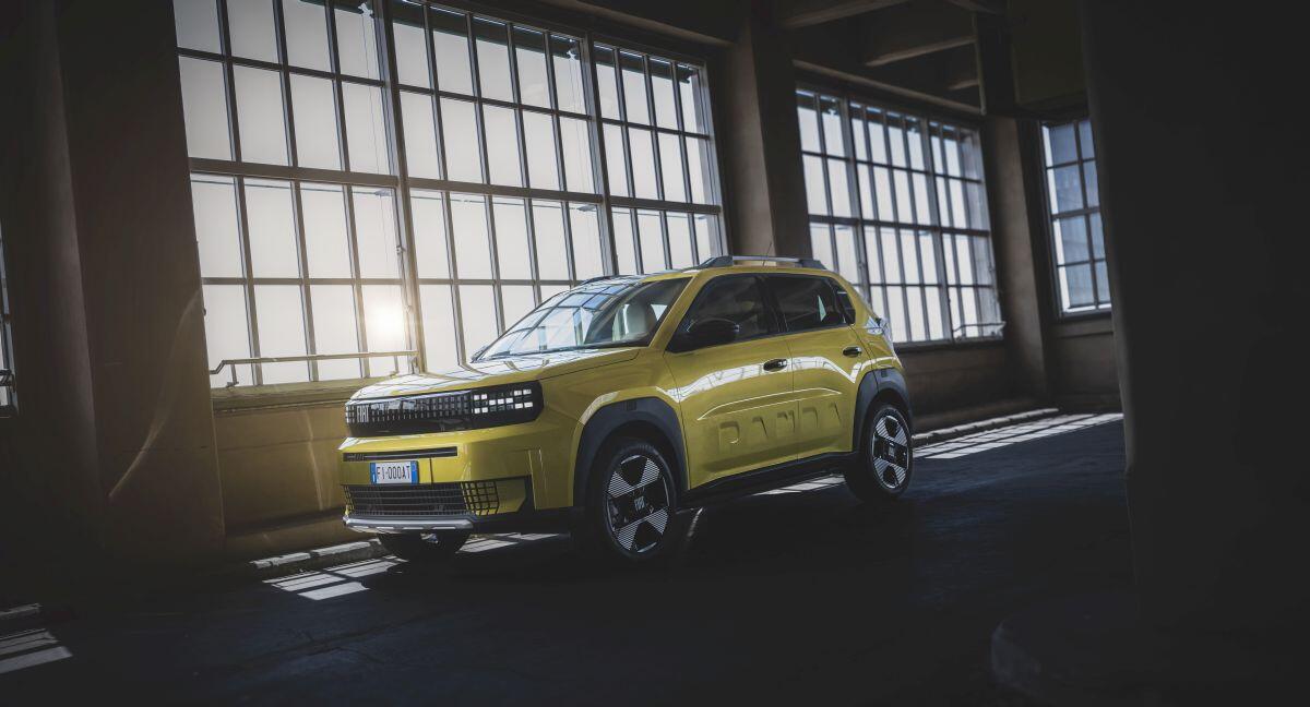 Debutta la Fiat Grande Panda in versione ibrida e elettrica - 