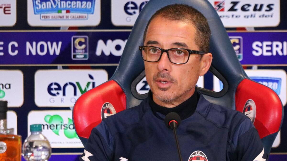#SorrentoCrotone - Mister Longo: «Dobbiamo sempre provare a vincere» - 