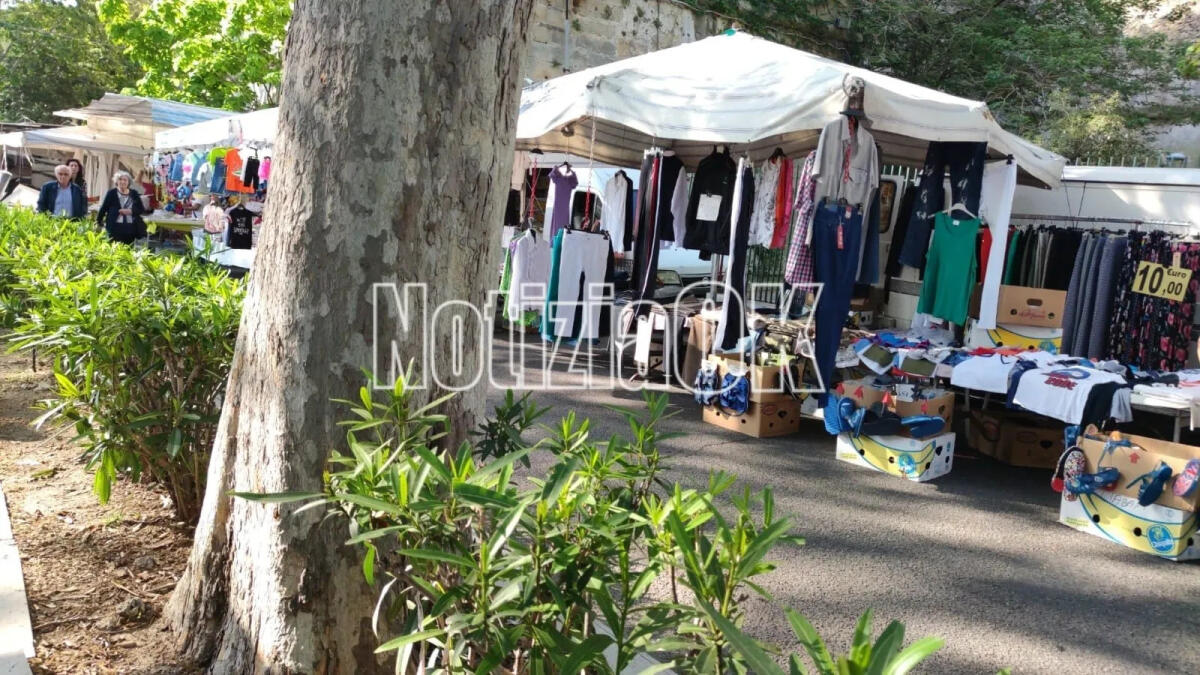 Crotone - Torna il mercato del primo giovedì del mese - 