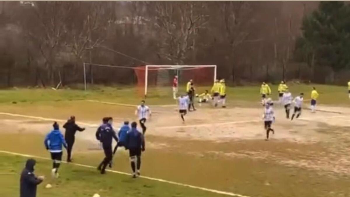 Calcio | 1 Categoria - La ASD Rocca di Neto 1966 conquista una vittoria fondamentale a Decollatura - 