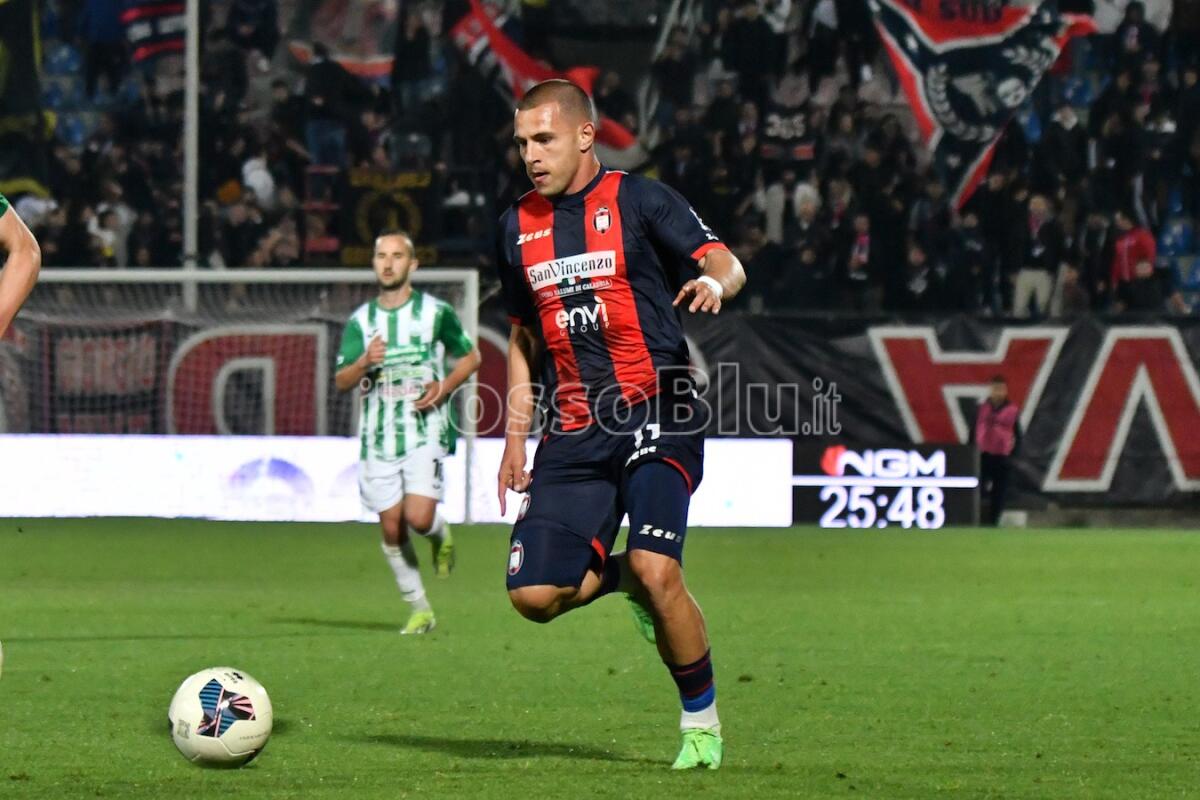 Crotone | Calciomercato - Un rossoblù emigra nel girone A - 