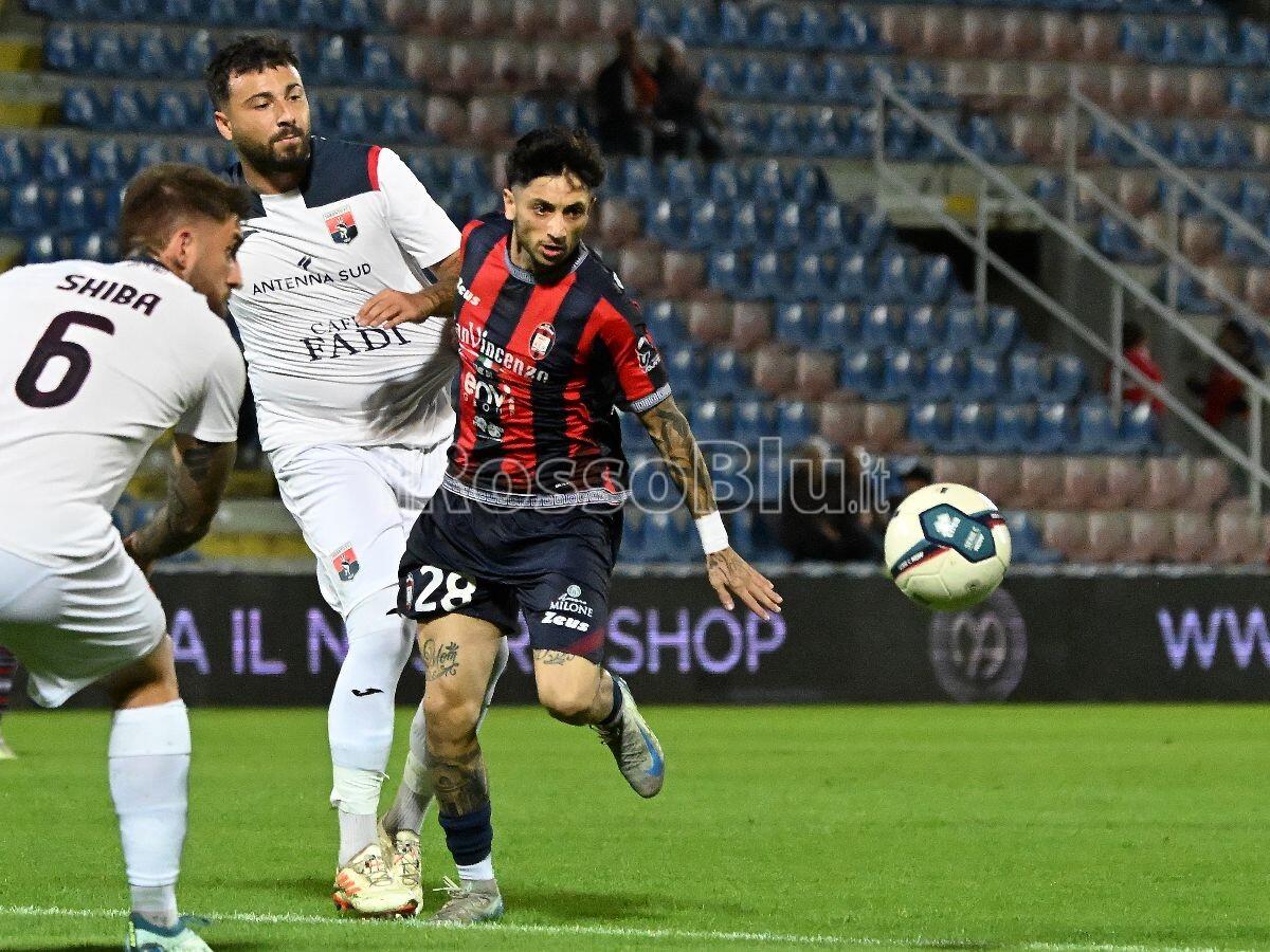 SerieC/C - I giocatori del Taranto proclamano lo sciopero - 