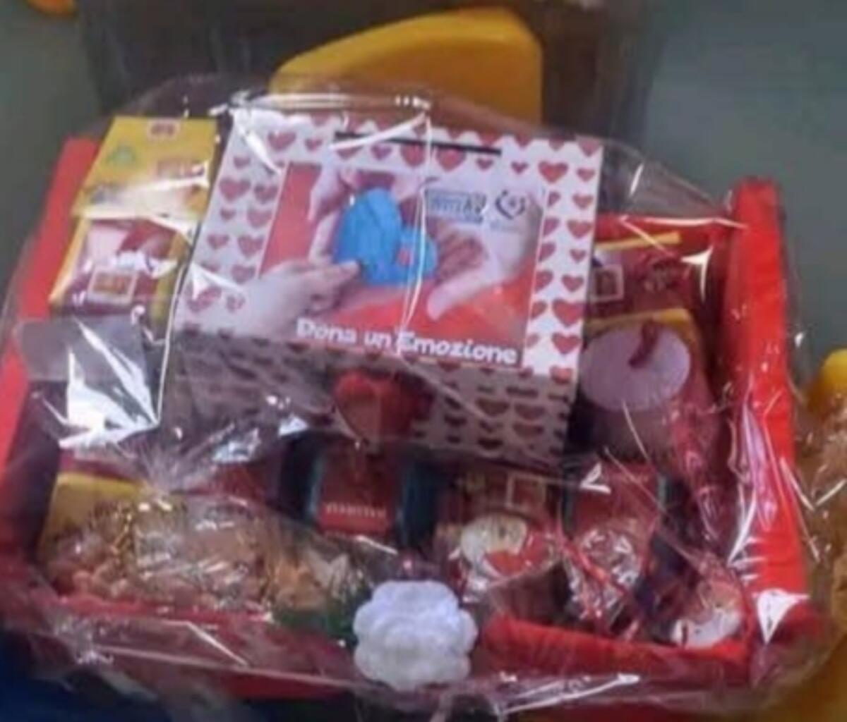 La "Scatola delle emozioni" di DiSegno Sociale è arrivata all'ospedale di Corigliano - 