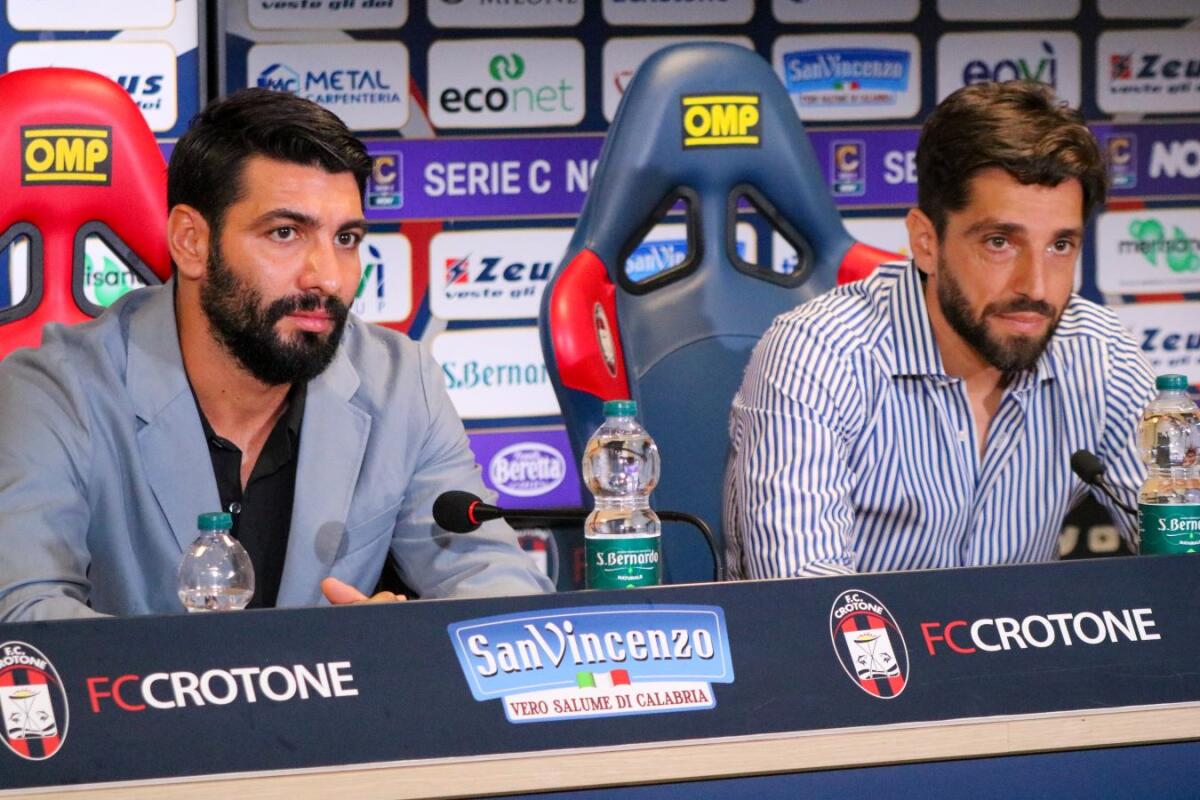 #CalcioMercato | Qui Crotone -  Le trattativa in corso per rinforzare il Crotone di mister Longo - 