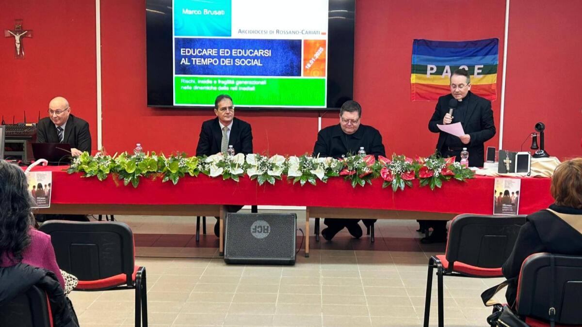 Corigliano-Rossano - Contrastare il cyberbullismo formando gli insegnanti - 