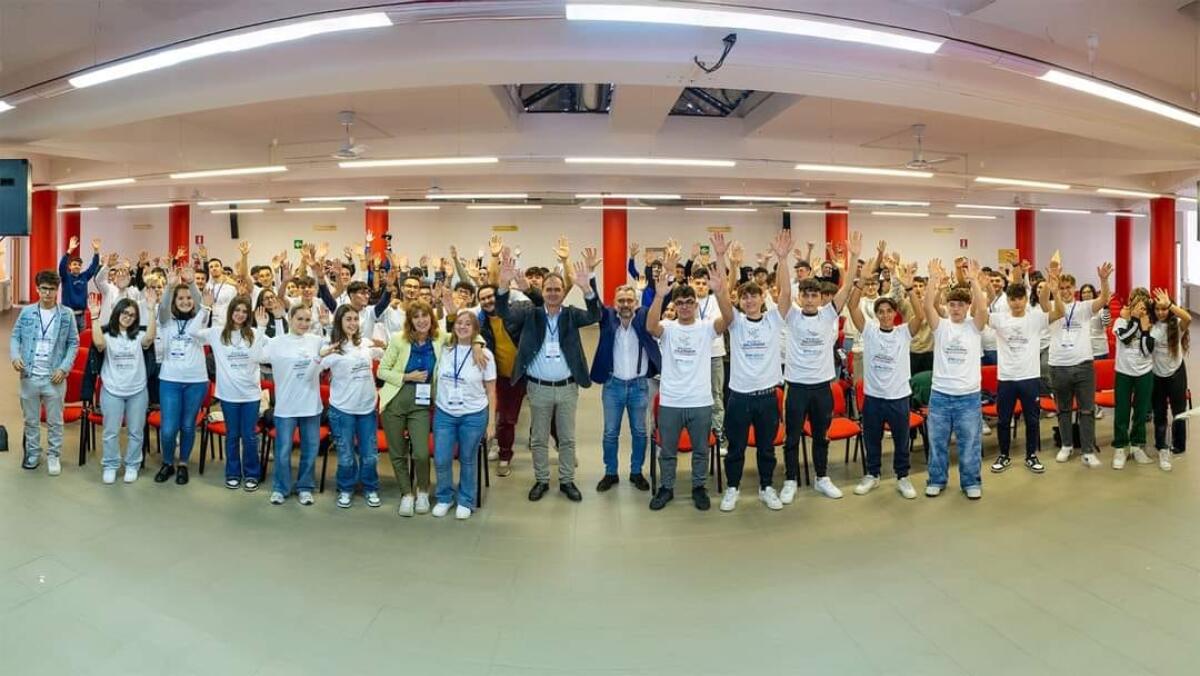 Corigliano-Rossano - Con la birra artigianale si inaugura la nuova sede dell'Istituto Majorana - 